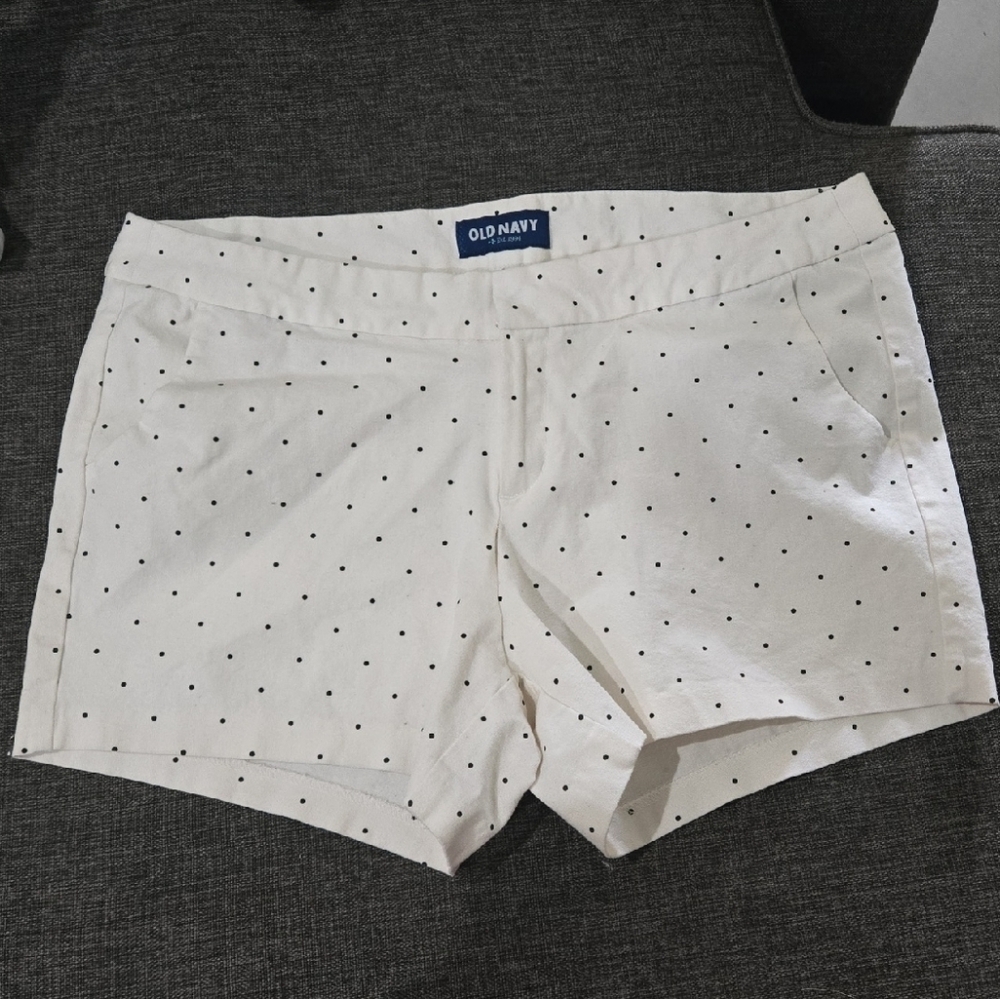 Old Navy High Waist White and Black Shorts